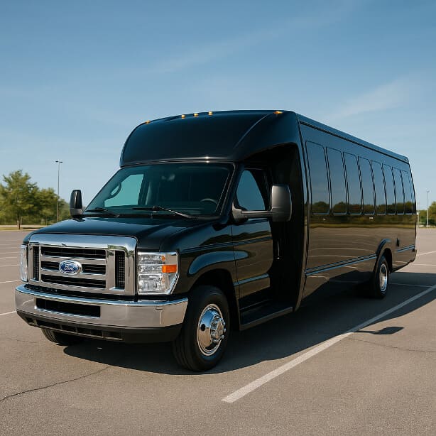 Roanoke Coach Bus Service 18 Passenger Minibus