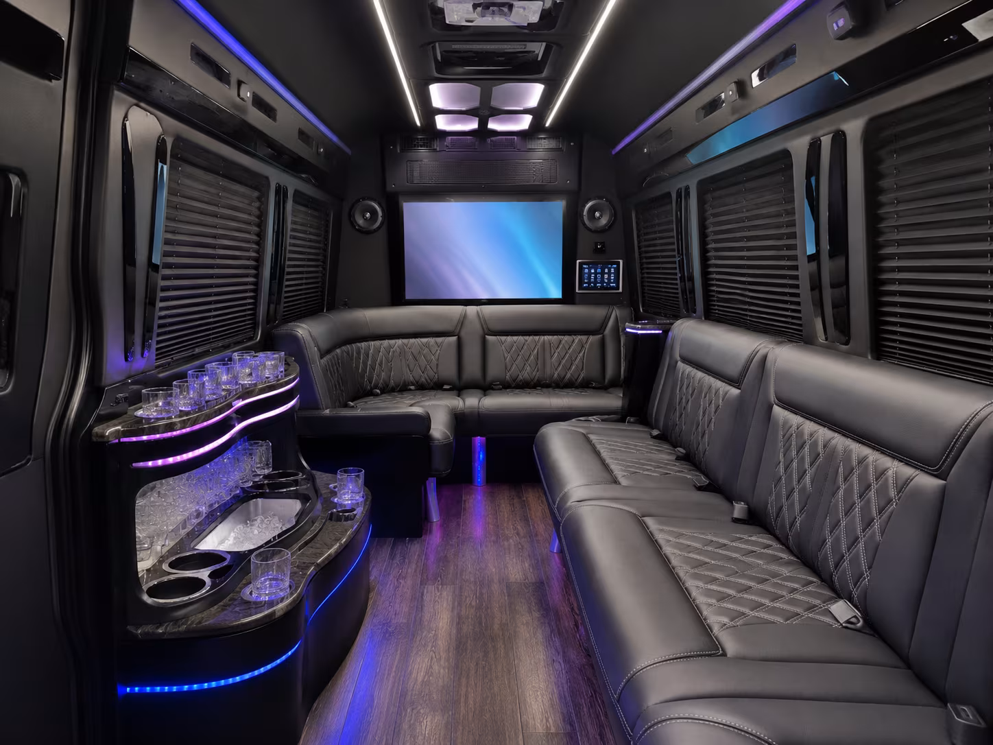bus rental options for roanoke trips