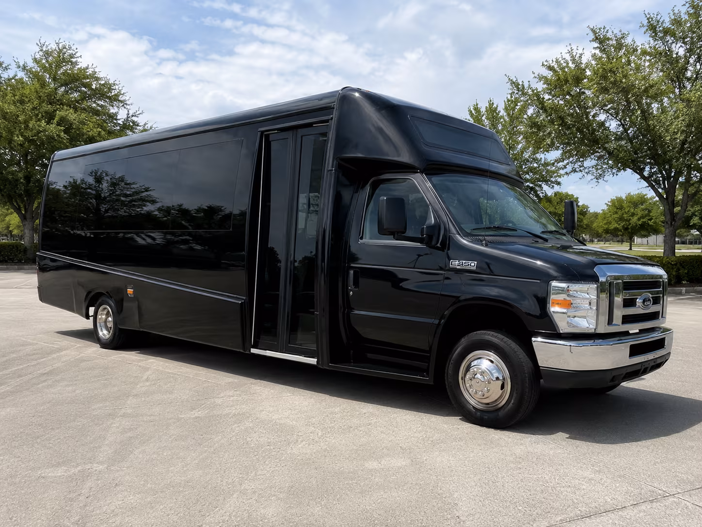 bus rentals for roanoke area nature and outdoor field trips