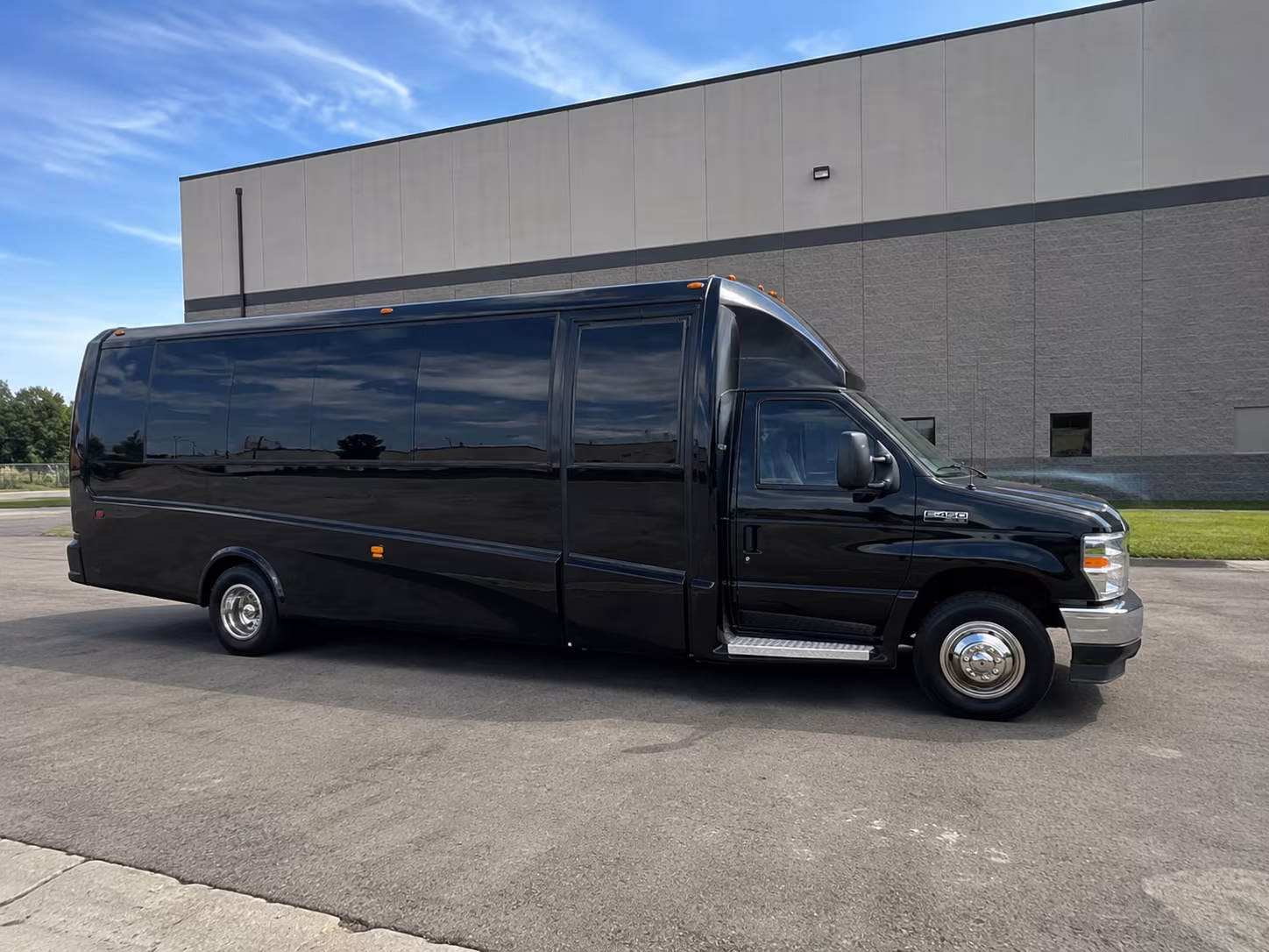 bus rentals for roanoke senior ministry and congregational group outings