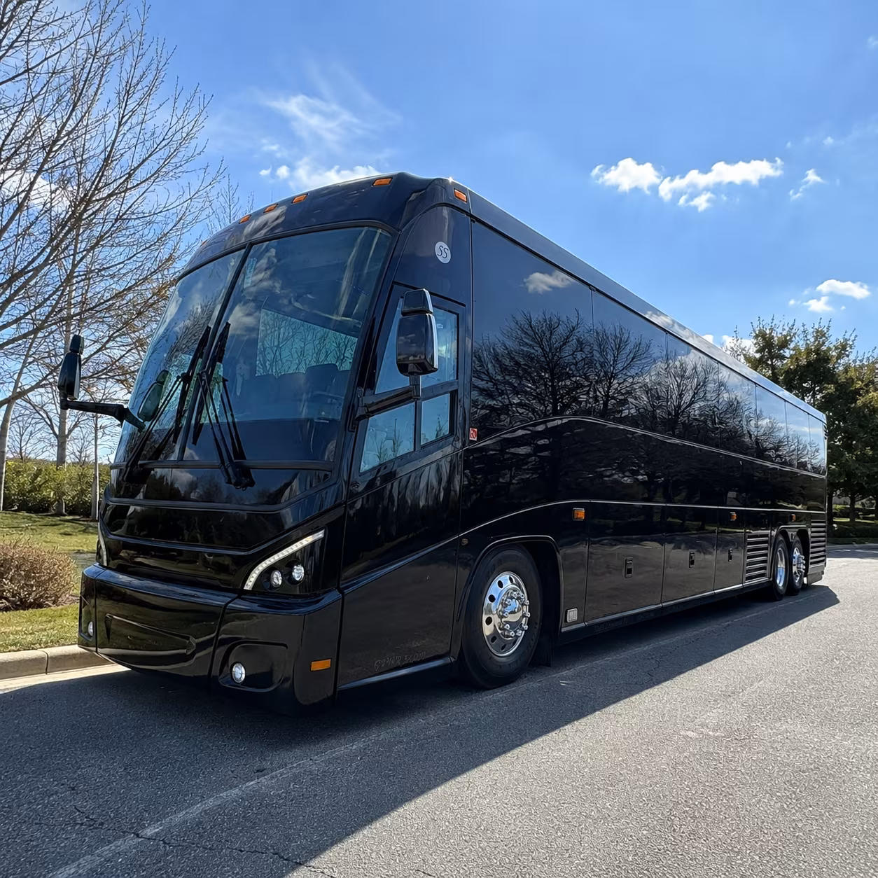 charter bus rentals and shuttle service at roanoke blacksburg regional airport roa