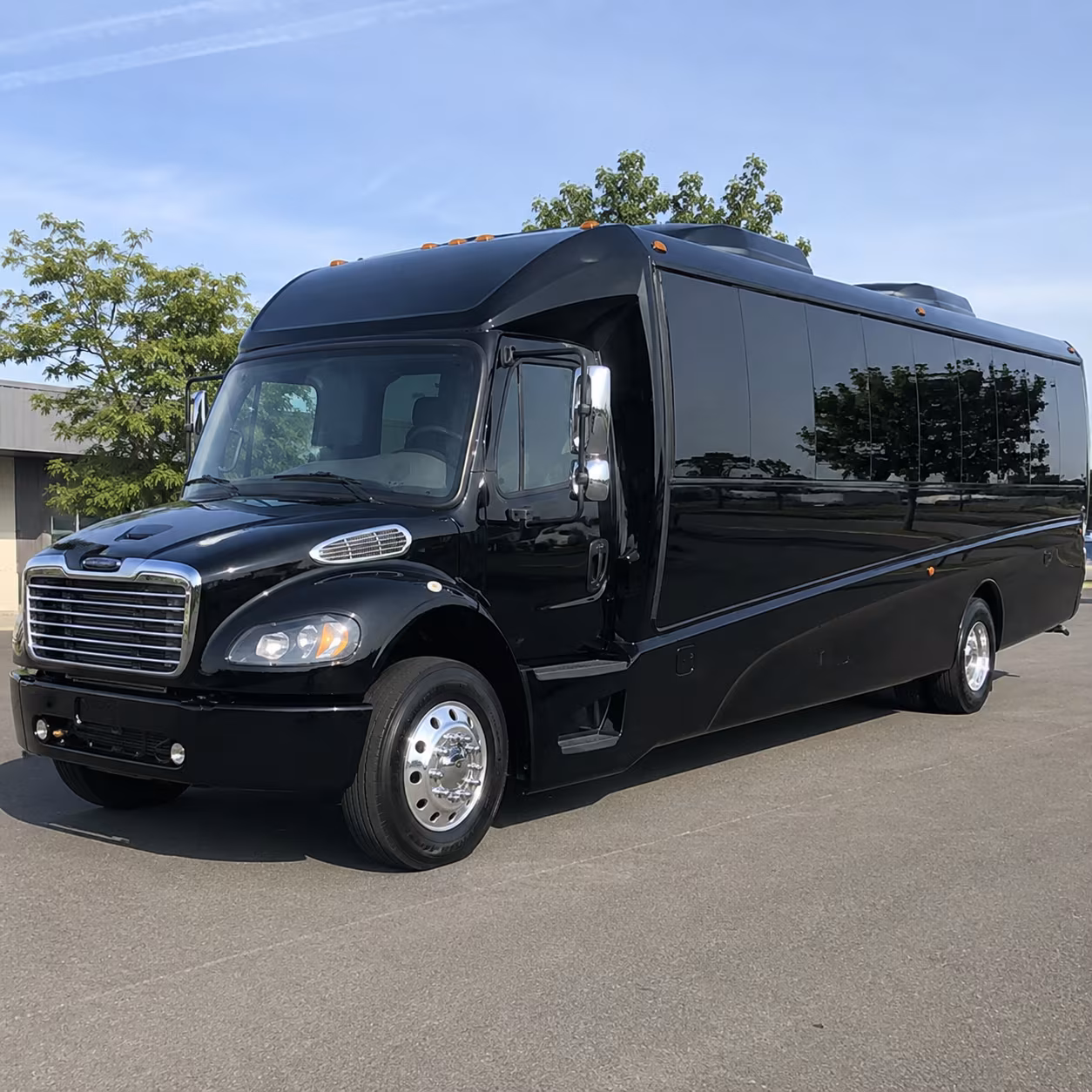 roanoke 15 passenger minibus